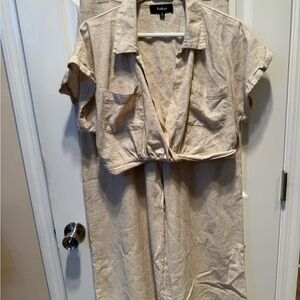 Aakaa Cream Button-Up Set of Pants and Top